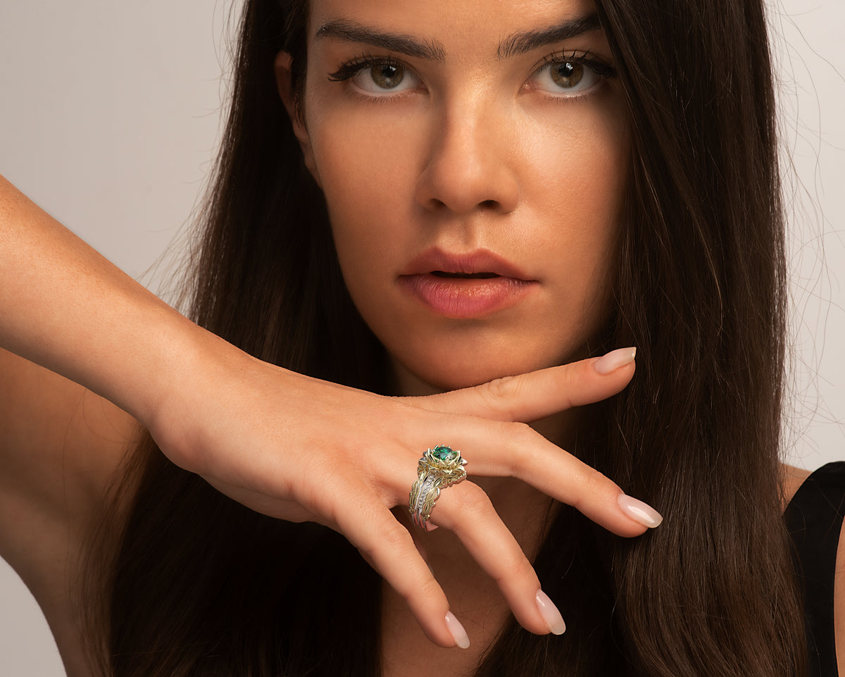 Emerald Flower Wedding Ring Set